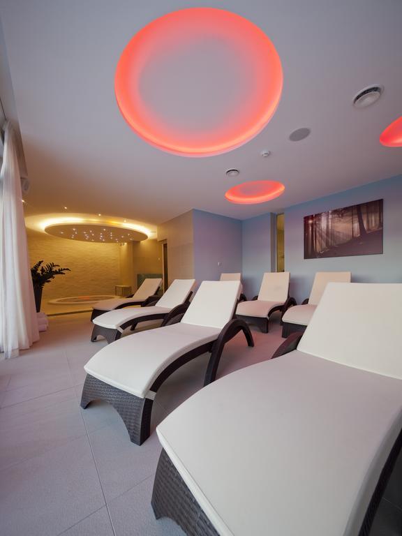 דולני קובין Hotel Green מראה חיצוני תמונה