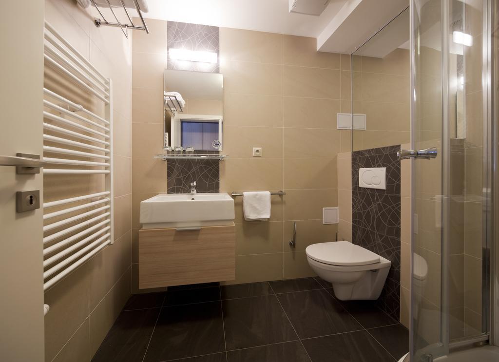 דולני קובין Hotel Green חדר תמונה