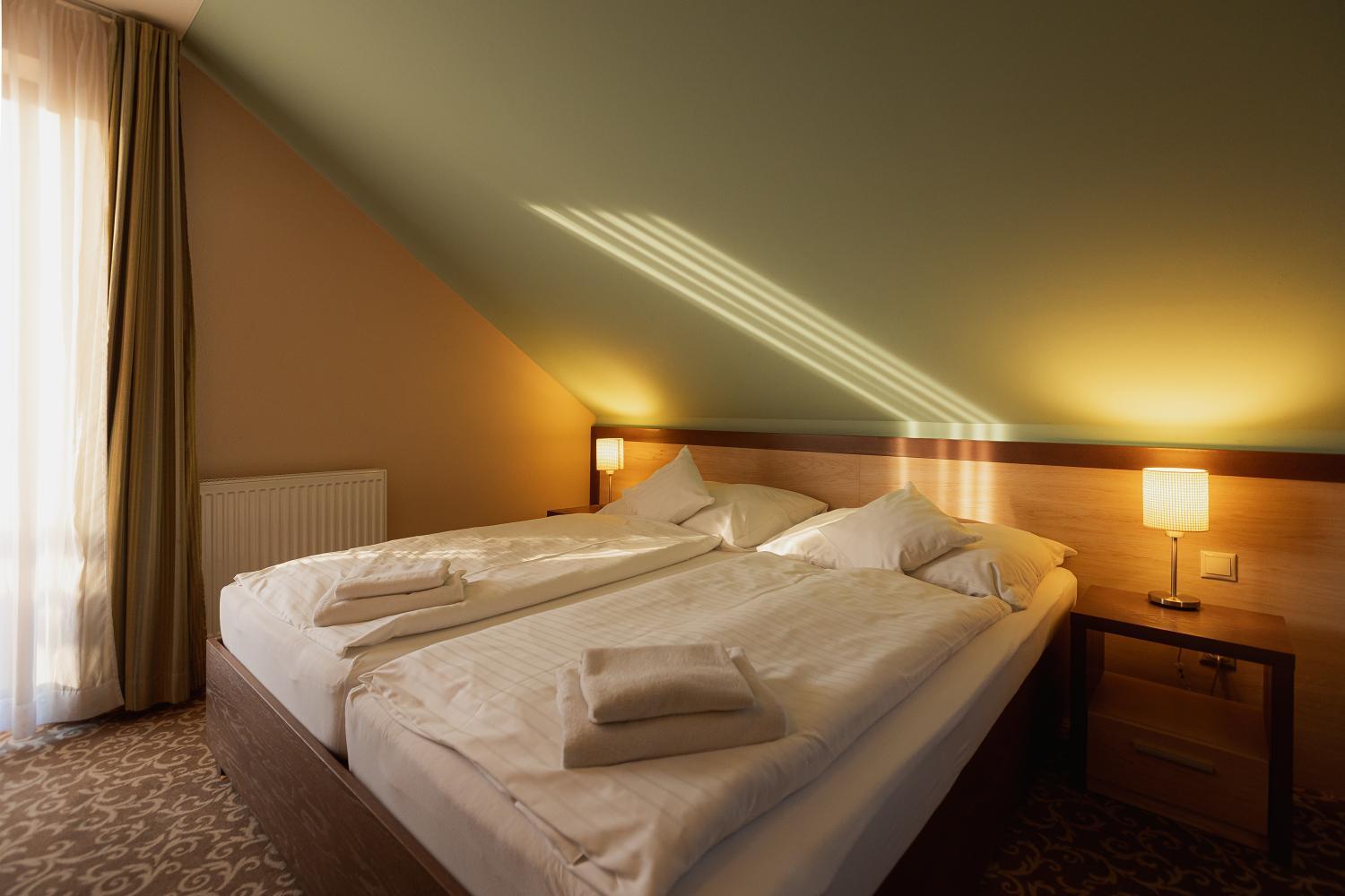 דולני קובין Hotel Green מראה חיצוני תמונה