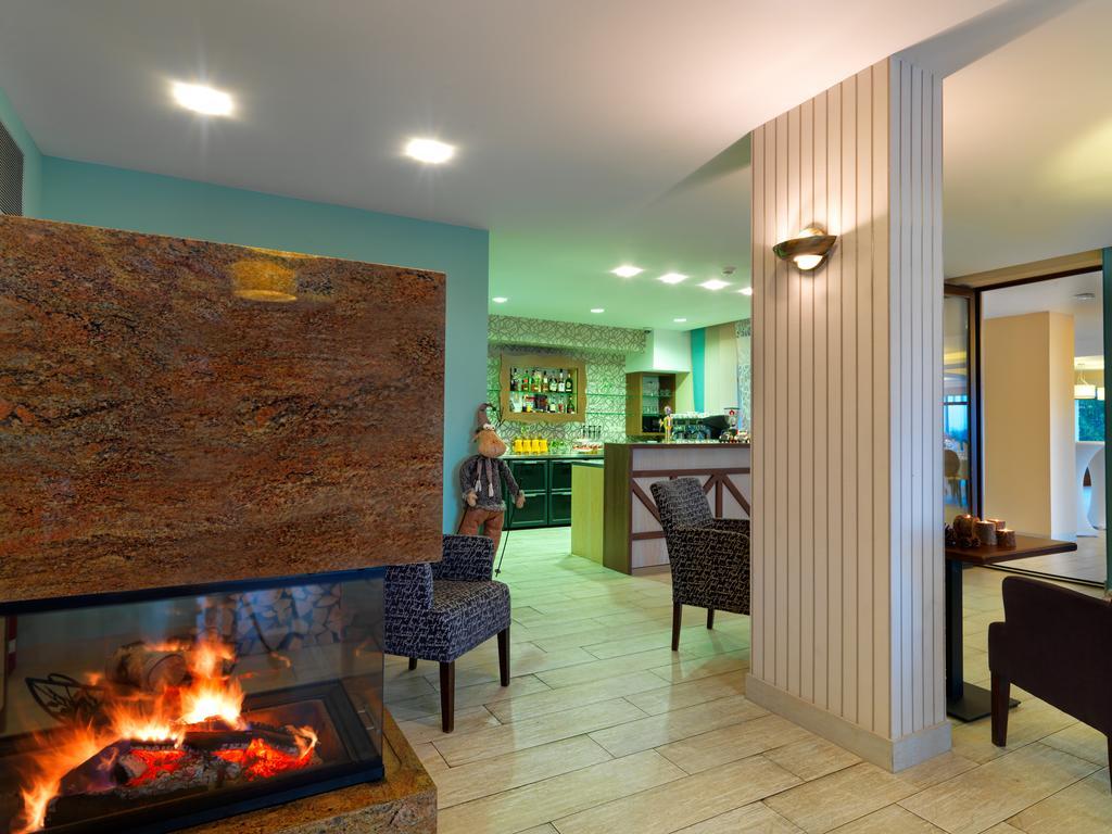 דולני קובין Hotel Green מראה חיצוני תמונה